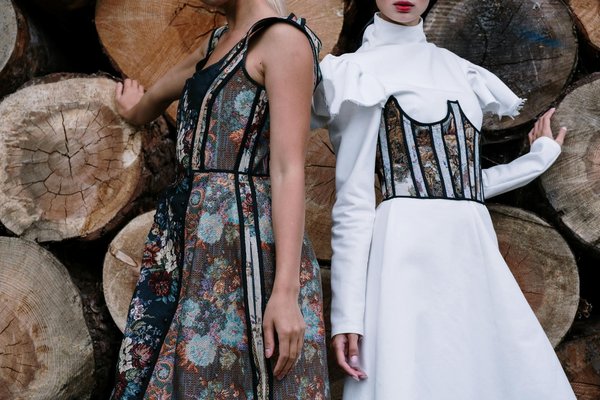 Tendances Mode Incontournables pour Automne-Hiver : Découvrez les Styles Phare